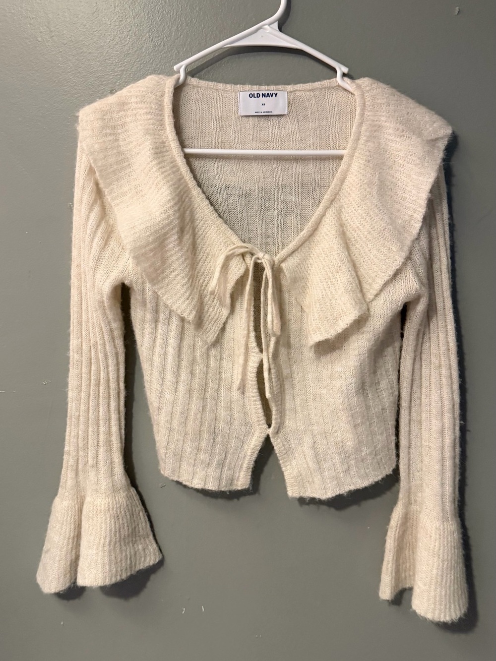 Old Navy Cream Tie-Front Ruffle Collar Sweater Cardigan